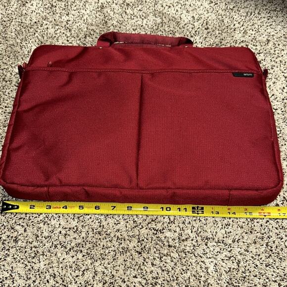 STM Red Computer Messenger Bag NWOT - Picture 10 of 11